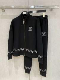 Picture of LV Sweater Suits _SKULVM-3XLxetr4840864